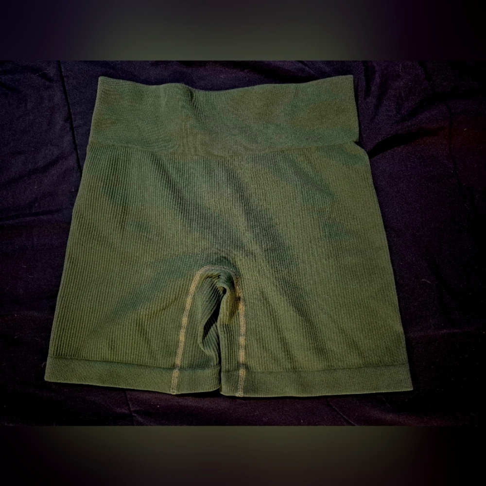 Women's Green Ribbed Shorts